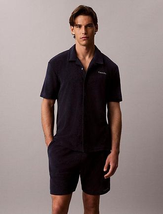 Calvin Klein Camisa de playa cl&aacute;sica de manga corta