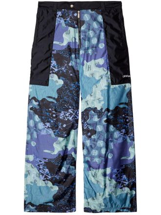 Off-white Samurai cargo broek met camouflageprint - Blauw