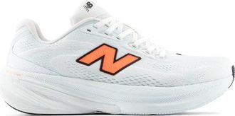 New Balance Hombre Fresh Foam X 860v15 en Blanco/Naranja/Azul, Talla 40.5
