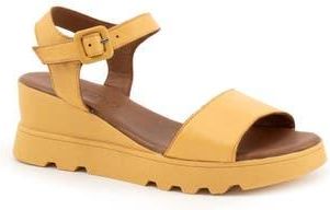 Bueno Giovanna Wedge Sandal in Mustard at Nordstrom Rack, Size 5.5-6Us / 36Eu