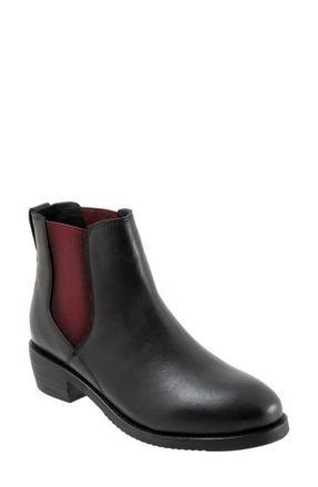 Softwalk Rana Chelsea Boot in Black/Red at Nordstrom, Size 7.5