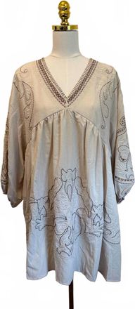 Entro Womens Embroidered Dress In Tan