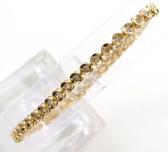 C&A Unbranded (18K) Charm Bracelet (Pre-Owned)