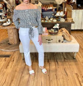 Skemo Ikat Top In Grey