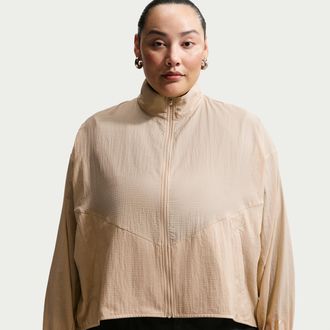 Nike Womens Nike Sportswear Oversized Lightweight Ripstop Jacket (Plus size) in Brown | IO7000-248