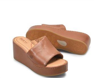 Born Womens Shilo Platform Slide In Brown