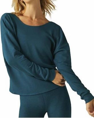 Beyond Yoga Plot Twist Reversible Pullover In Majestic Blue