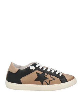 2Star Sneakers