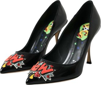 Dolce & Gabbana Womens Graphic Patch-Embellished Leather Pump Black
