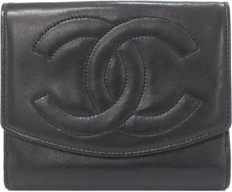 Chanel Black Leather Wallet (Bi-Fold) (Pre-Owned)