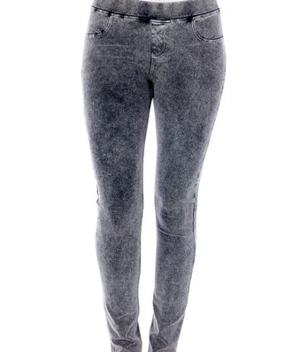 French Kyss Capri Jeggings In Charcoal
