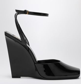Saint Laurent La Scandale wedge in black patent leather