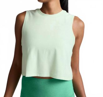 Beyond Yoga Featherweight Minimal Cropped Tank In Airy Green Heather