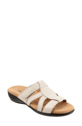 Trotters Ramona Slide Sandal in Ivory at Nordstrom, Size 10.5
