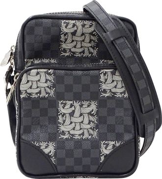 Louis Vuitton Black Damier Graphite Damier Graphite Canvas Handbag Shoulder Bag (Pre-Owned)