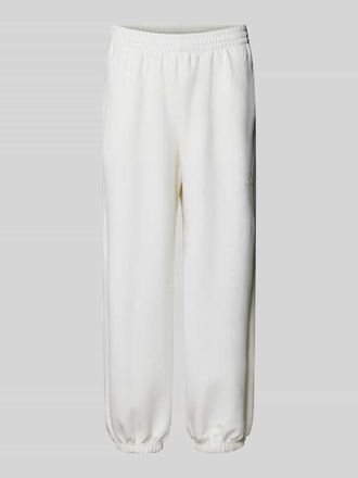 adidas Regular Fit Sweatpants mit Modal-Baumwoll-Anteil in Offwhite, Gr&ouml;&szlig;e XXL