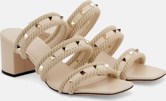Valentino Garavani Mules Rockstud Torchon 60 in pelle