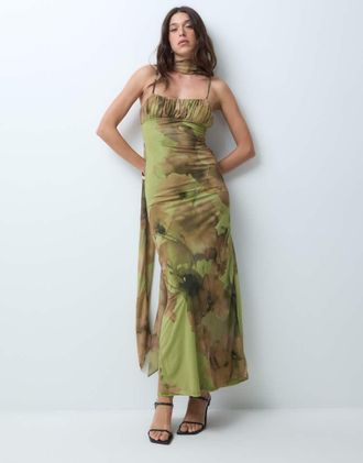 Asos vestito lungo con spalline, corpino arricciato, stampa floreale e dettaglio foulard, verde