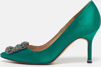 Manolo Blahnik Hangisi