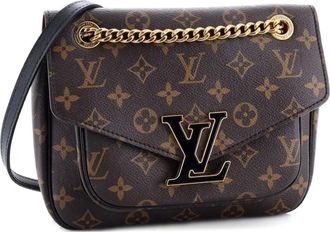 Louis Vuitton Passy Handbag Monogram Canvas crossbody bag - Bruin