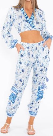 Sabrina Crippa Womens Nasrine Long Sleeves Floral Top In Blue Romantic Border