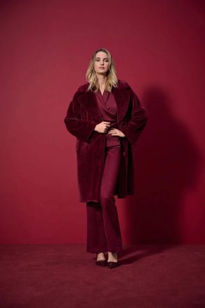 Joseph Ribkoff Faux Fur Straight Coat In Merlot