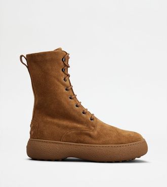 Tod's Tods W. G. Lace-up Ankle Boots in Suede