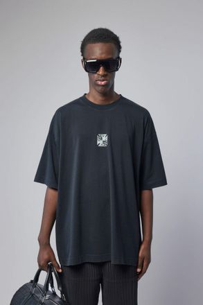 VETEMENTS Biker Cross Logo T-shirt