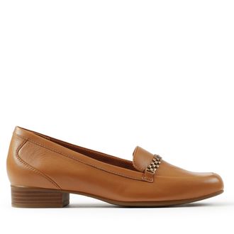 Clarks Womens Dress Loafer Flat, Tan Leather, 7.5 Narrow