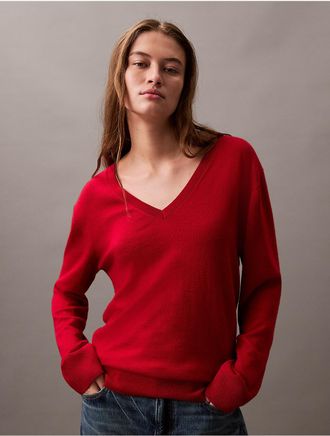 Calvin Klein Womens Extra Fine Merino Blend V-Neck Sweater - Red - XS