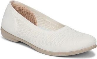 Life Stride Khloe Knit Ballet Flat in Sugar at Nordstrom, Size 9.5