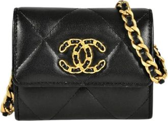 Chanel Pre-owned Cross Body Bags, female, Black, Size: ONE SIZE Pre-owned Cross Body Bag