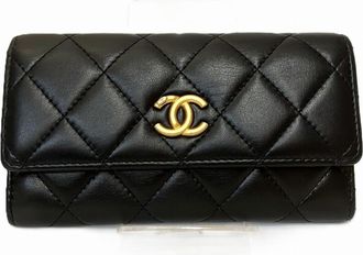Chanel Black Leather Long Wallet (Bi-Fold) (Pre-Owned)