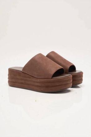 Free People Womens Harbor Flatform Sandal In Oak