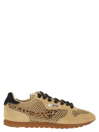 Autry Windspin su&egrave;de en mesh sneakers