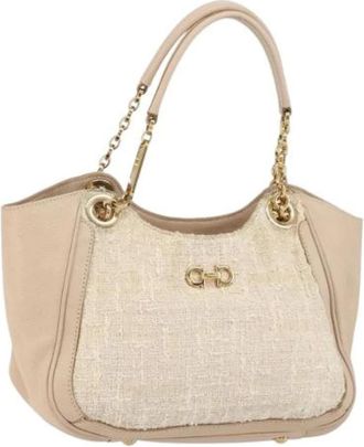 Ferragamo Pre-owned Shoulder Bags, female, Beige, Size: ONE SIZE Pre-owned Wool Shoulder Bag