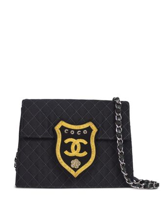 Chanel 2005 schoudertas met embleem - Zwart