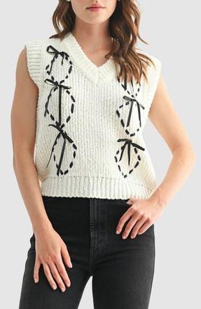 All in Favor Contrast Bow Sweater Vest in Ivory at Nordstrom Rack, Size Large