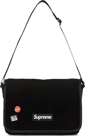 SUPREME Schoudertas met textuur - Zwart