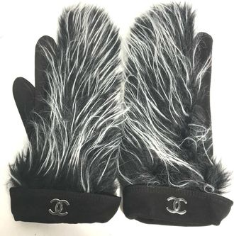 Chanel Suede Warm Gloves (Pre-Owned)