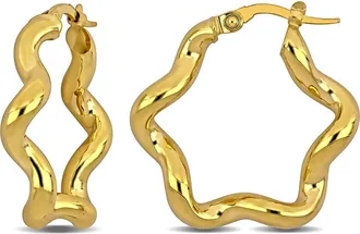 Delmar Wavy Star Hoop Earrings in Gold at Nordstrom Rack
