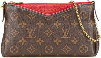 Louis Vuitton Pre-owned Cross Body Bags, female, Brown, Size: ONE SIZE Pre-owned Chain Handle Pouch