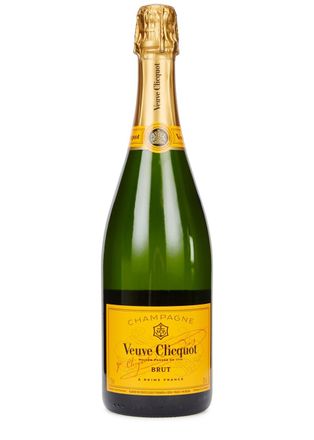 Veuve Clicquot Veuve Clicquot Yellow Label Brut Champagne NV Sparkling Wine - Champagne - 750ml Sparkling Wine