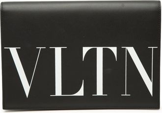 Valentino Black Leather Clutch Bag (Pre-Owned)