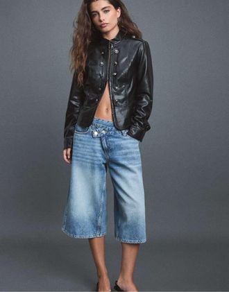Stradivarius blazer effetto pelle con bottoni incisi nero