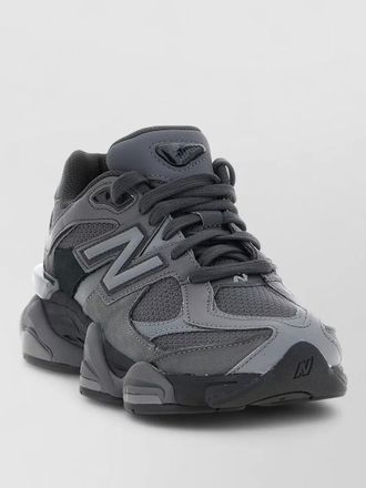 New Balance low-top sneakers