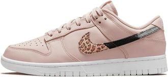 Nike Fitness, Dames, Roze, 44 1/2 EU, Leer, Dunk Low SE
