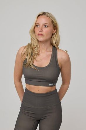 OOSC High Support Elite Crossback Sports Bra - Khaki at Nordstrom, Size X-Small P Uk