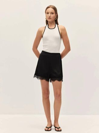 Elodie Kaia Shorts In Black