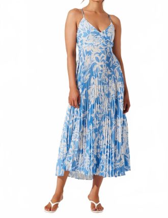 Astr Blythe Floral Plisse Midi Dress In Blue Floral